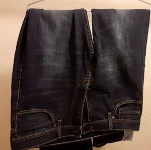 Mens slightly broken in Hollister Jean's